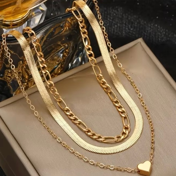 Gold 3 Layered Heart Pendant Necklace - Picture 3 of 6